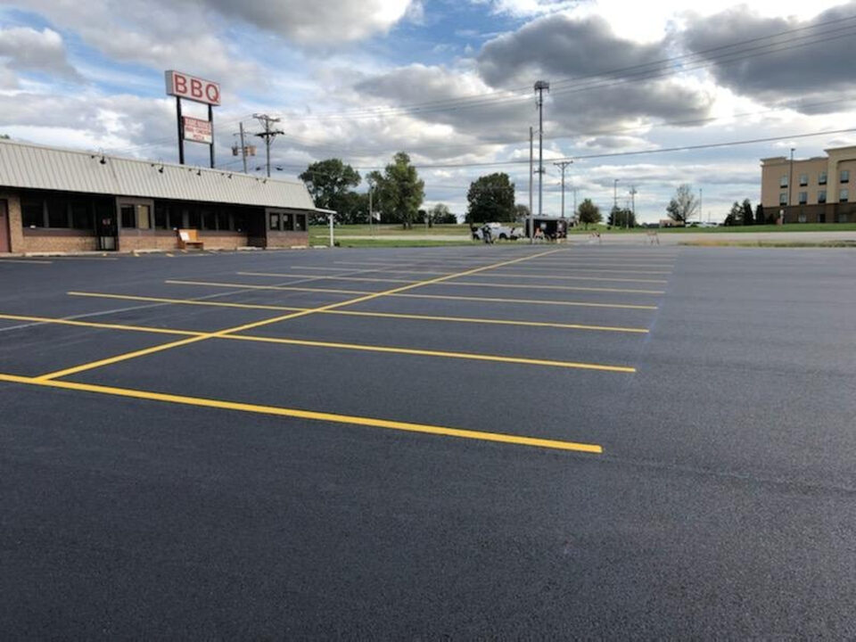 taylor-ridge-paving-sealcoat-parking-lot-striping-davenport-bbq